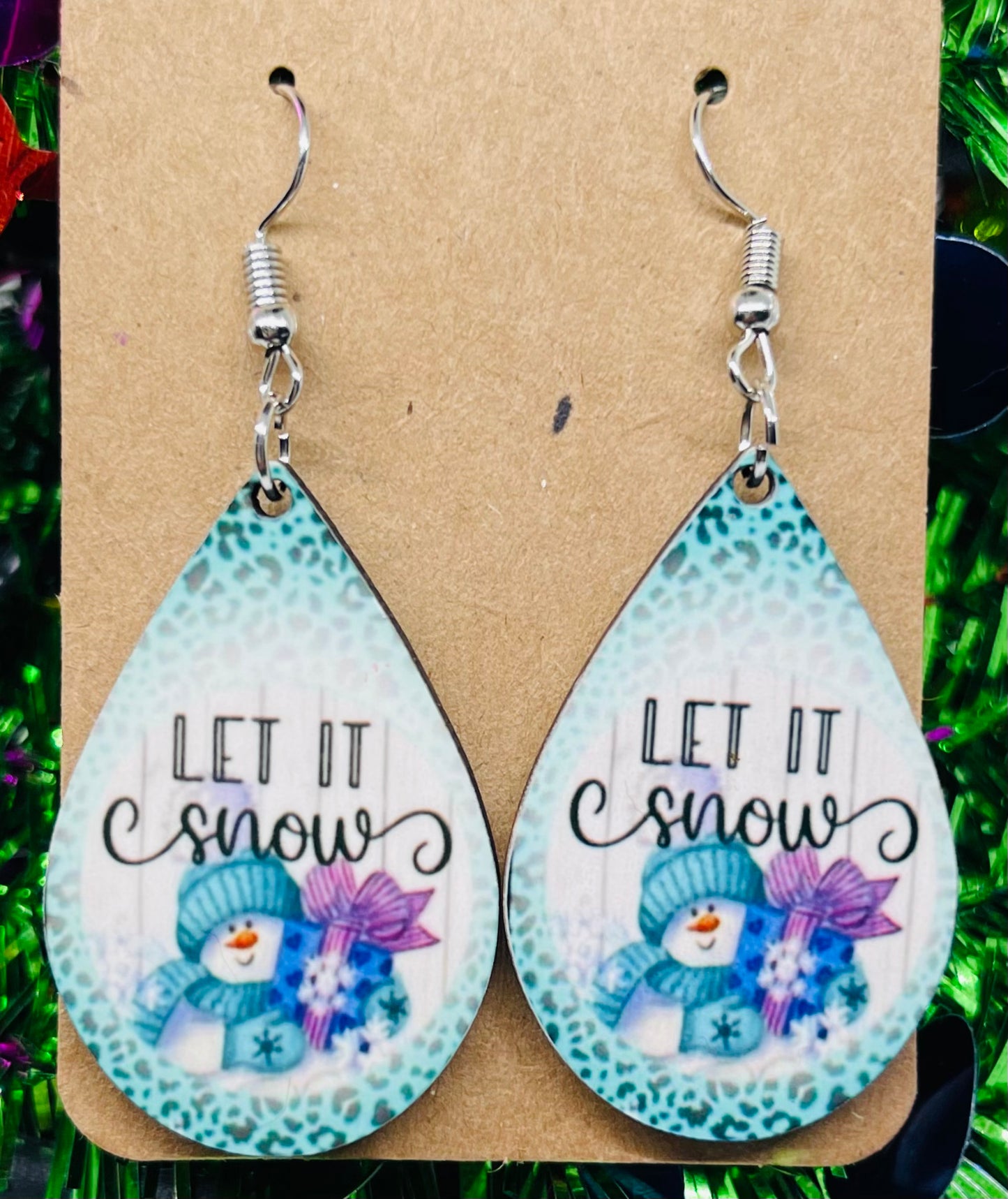 Let It Snow Earrings ❄️